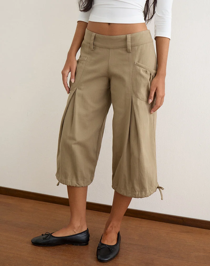 Iria Cargo-Caprihose aus Twill in Khaki