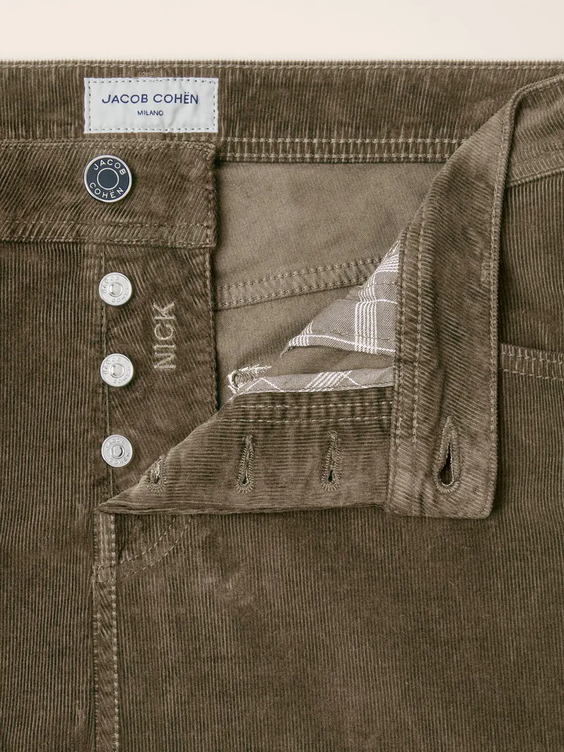 Nick — Fine-Ribbed Corduroy Pants