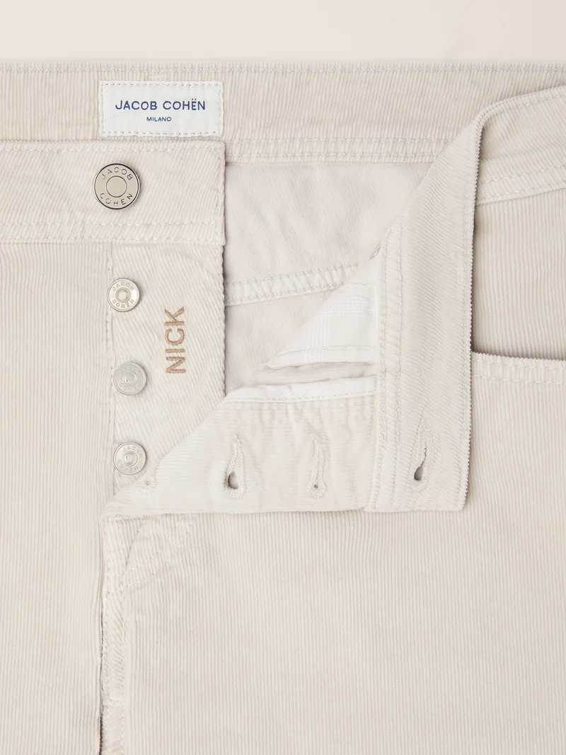 Nick — Fine-Ribbed Corduroy Pants