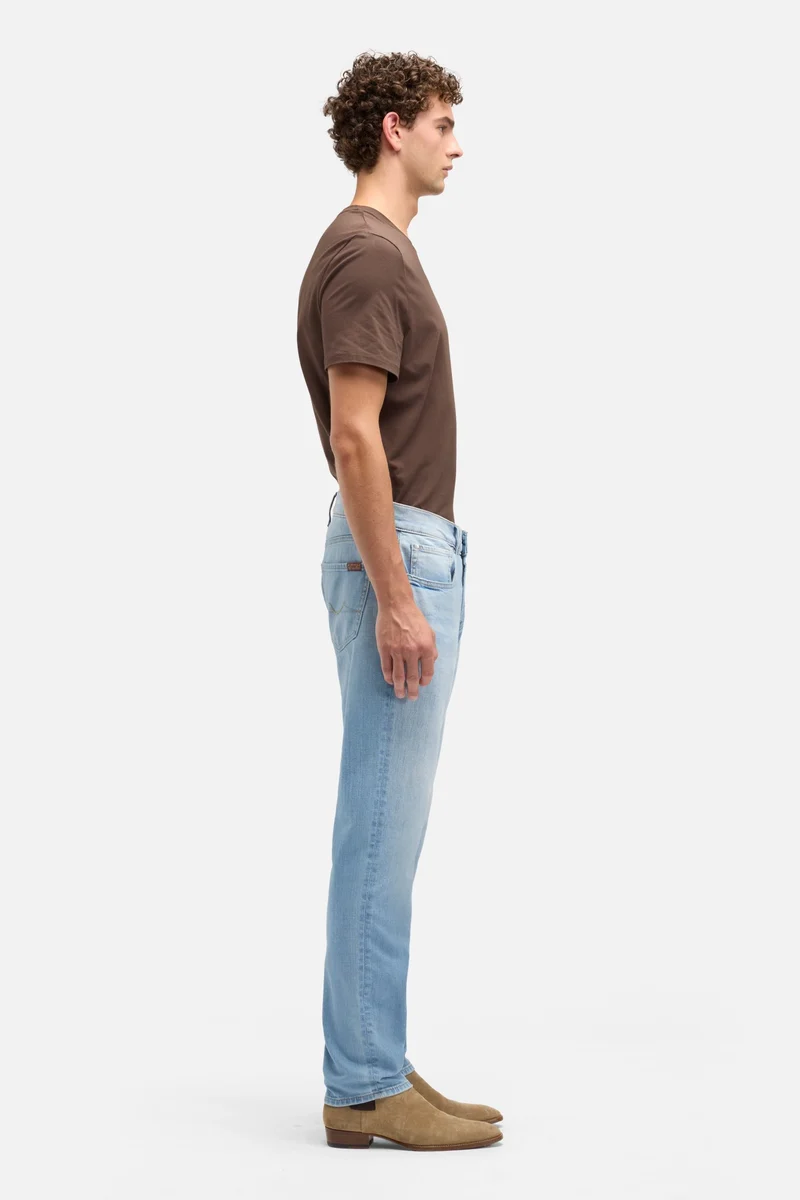 SLIMMY TAPERED in Luxe Performance Frosty