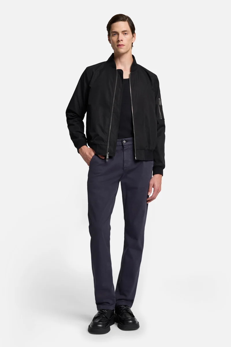 SLIMMY CHINO in Luxe Performance Sateen Space