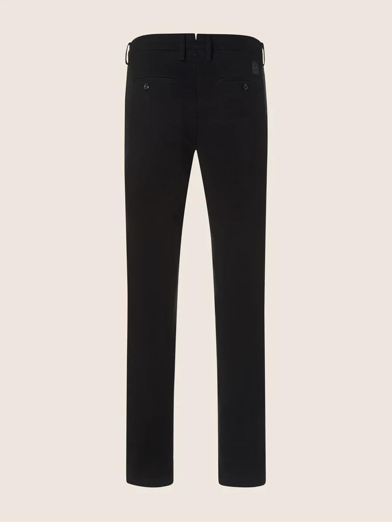 Bobby — Super Stretch Stay Black Jeans