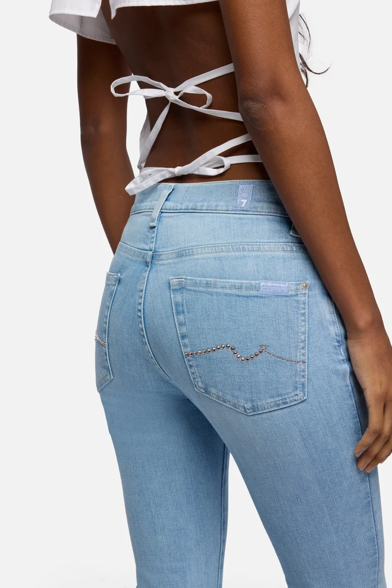 EMBELLISHED POCKET BOOTCUT in Slim Illusion Indigo Bloom