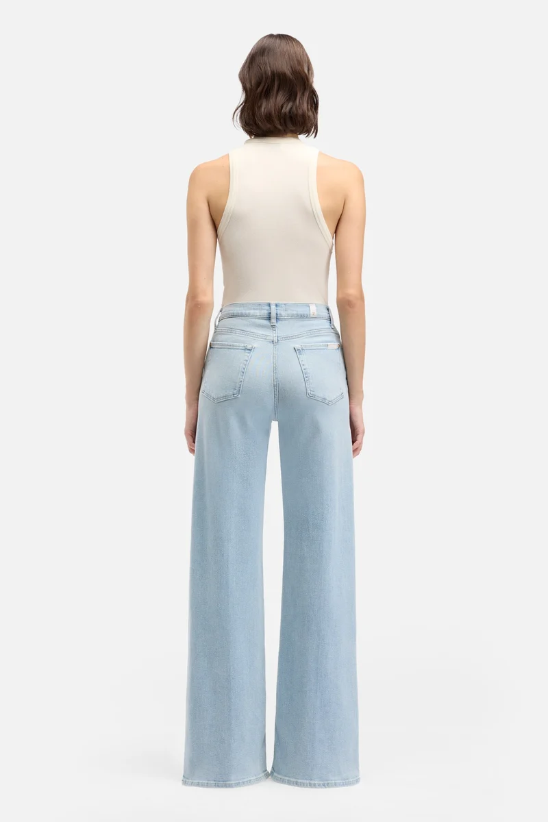 LOTTA in Luxe Vintage Frozen