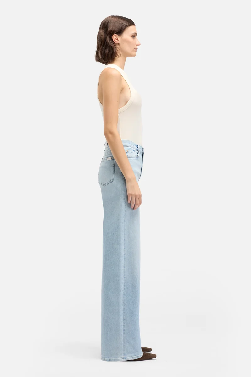 LOTTA in Luxe Vintage Frozen
