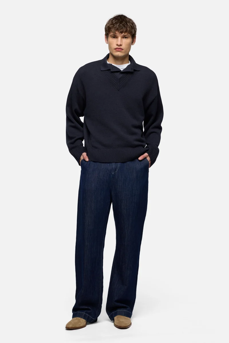 DOUBLE LAYER V-NECK SWEATER in Wool Blend Midnight