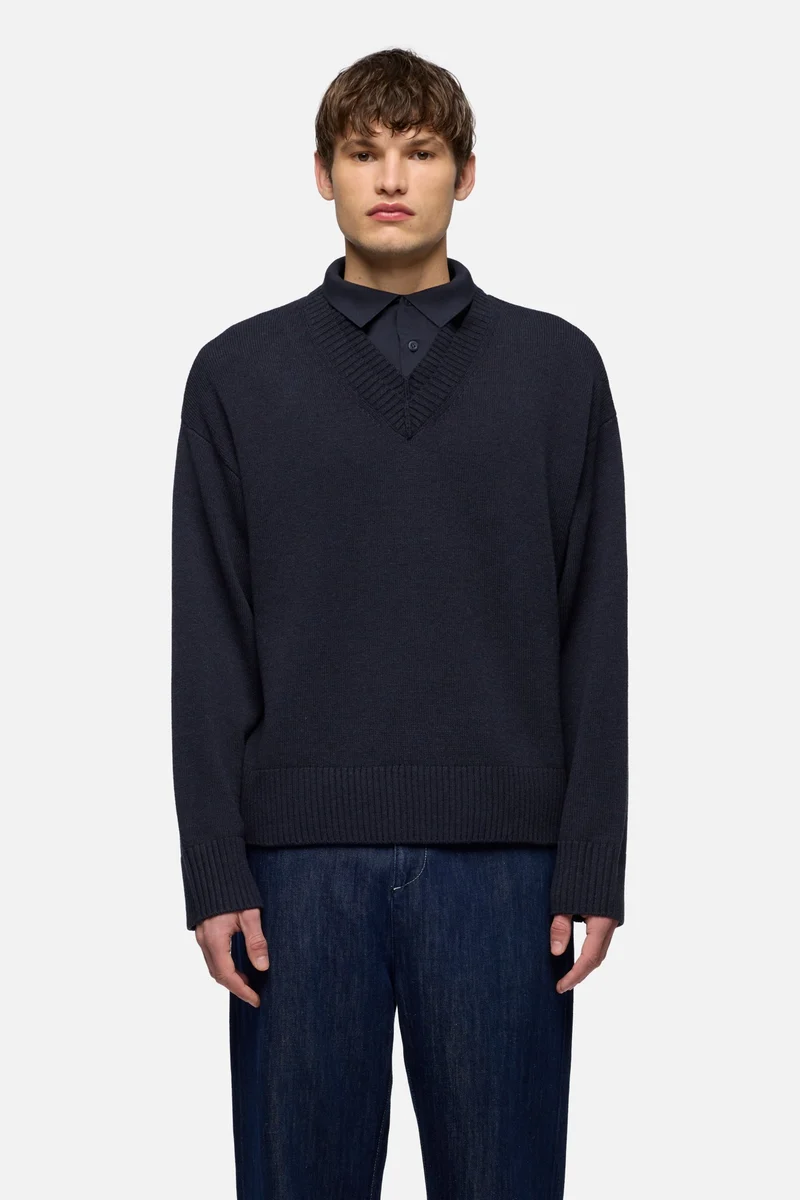 DOUBLE LAYER V-NECK SWEATER in Wool Blend Midnight
