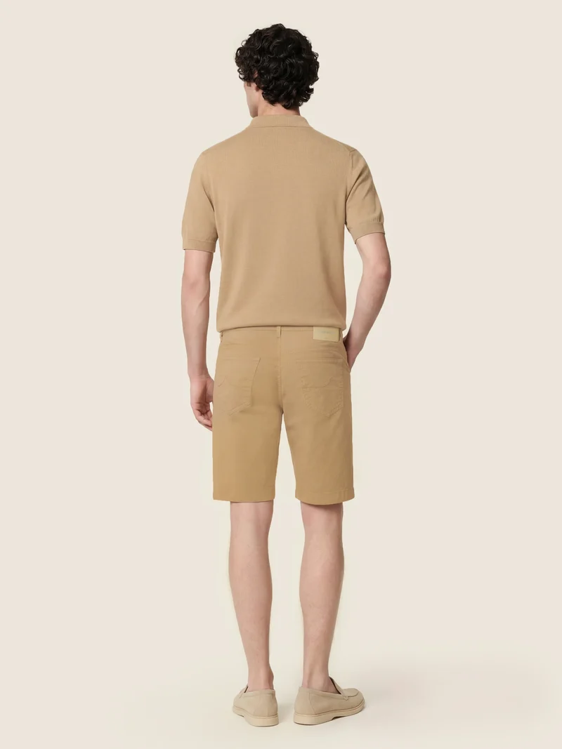 Lou – Bermudas in stretch gabardine