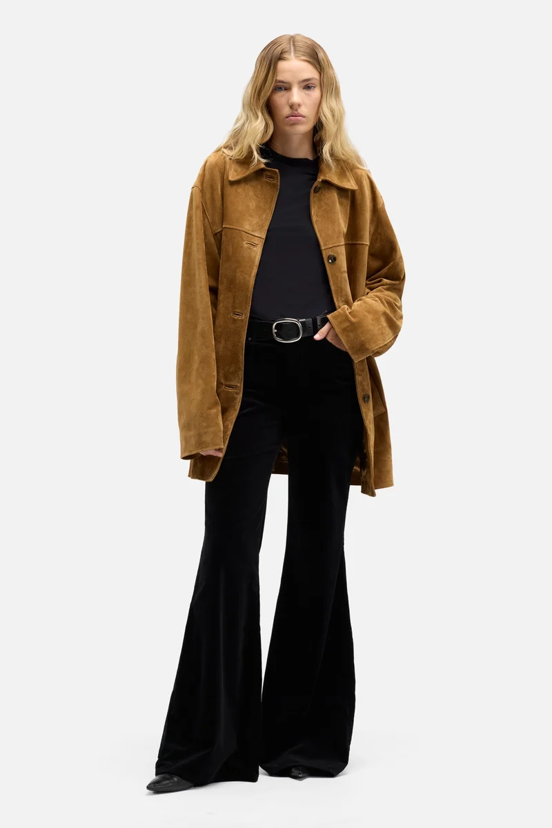 Velvet Retro Flare in Black