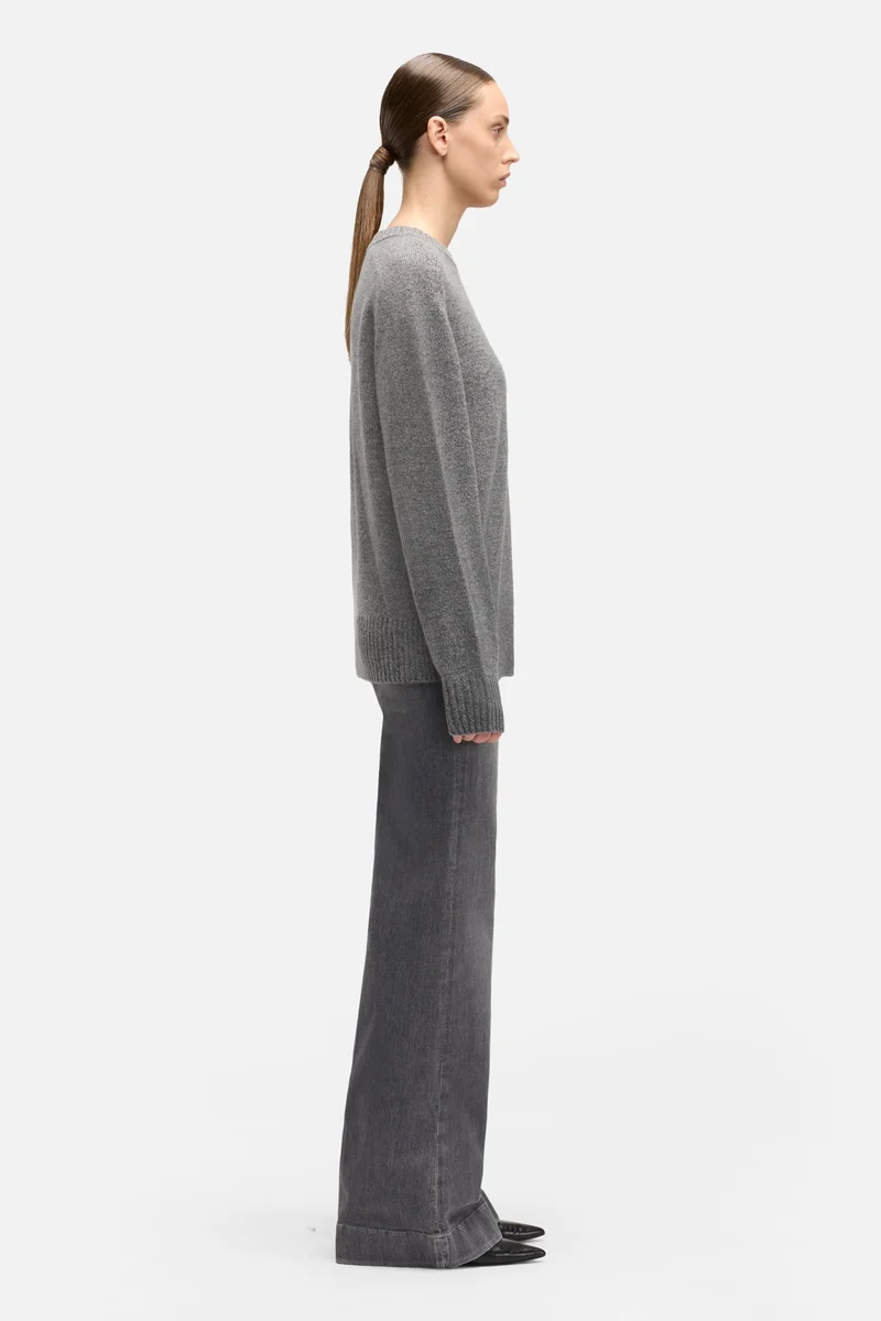 Cashmere Relaxed Sweater in Dark Grey