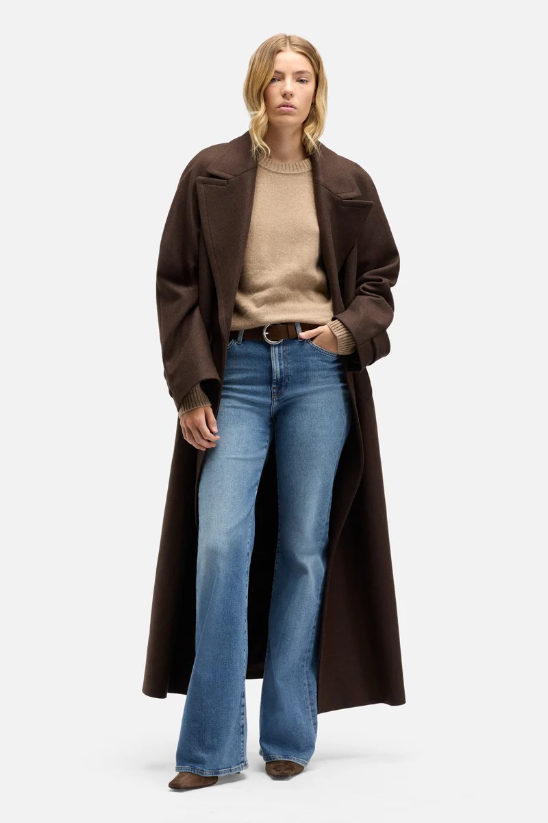 Cashmere Relaxed Sweater in Deep Beige