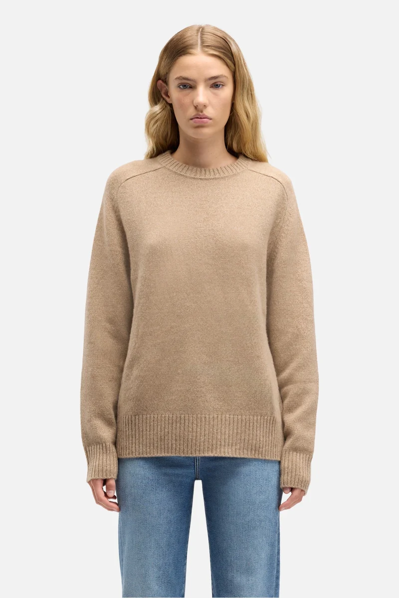 Cashmere Relaxed Sweater in Deep Beige
