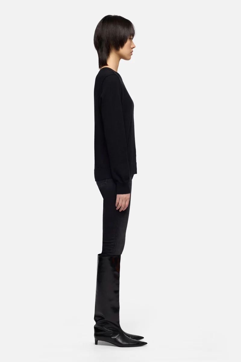Cashmere Crewneck Sweater in Black