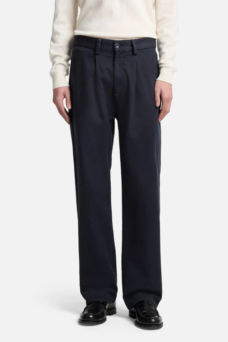 Comfort Twill Pleated Trouser In Vulcan