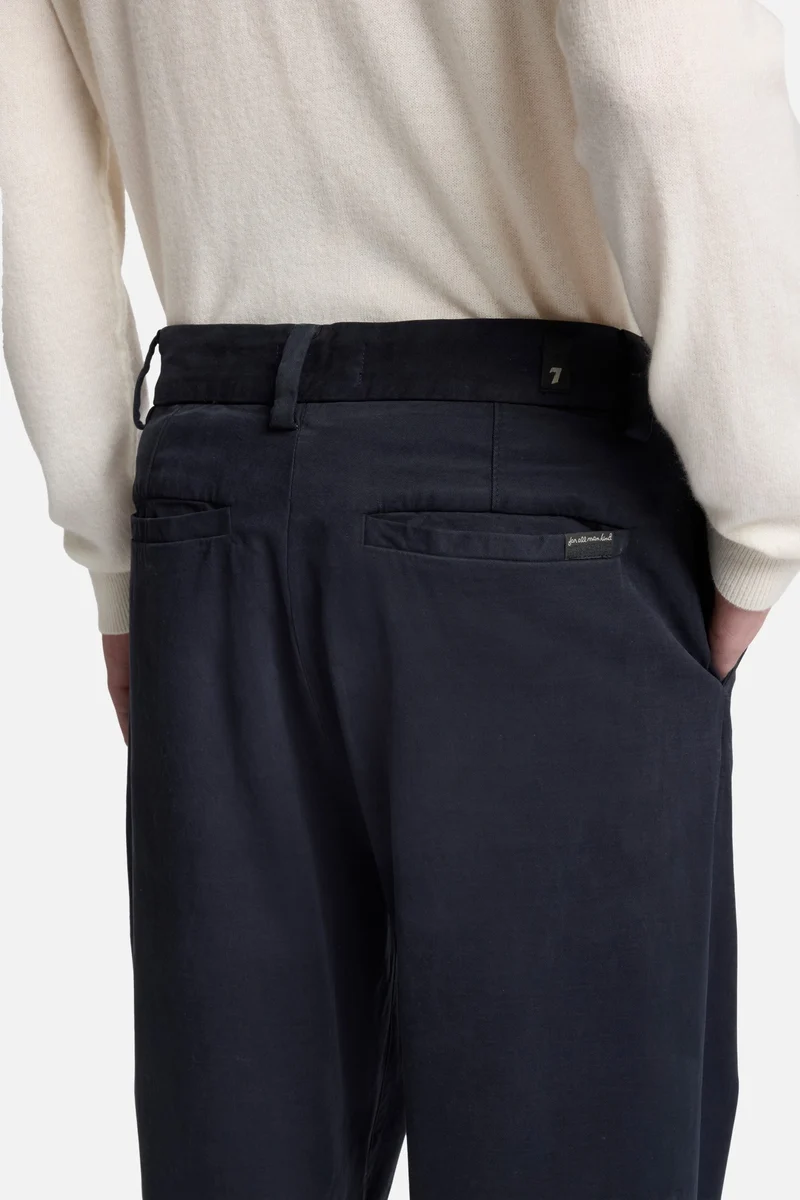 Comfort Twill Pleated Trouser In Vulcan
