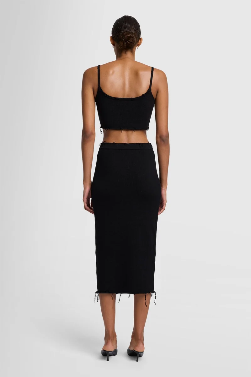 CROPPED TANK in Cotton Black
