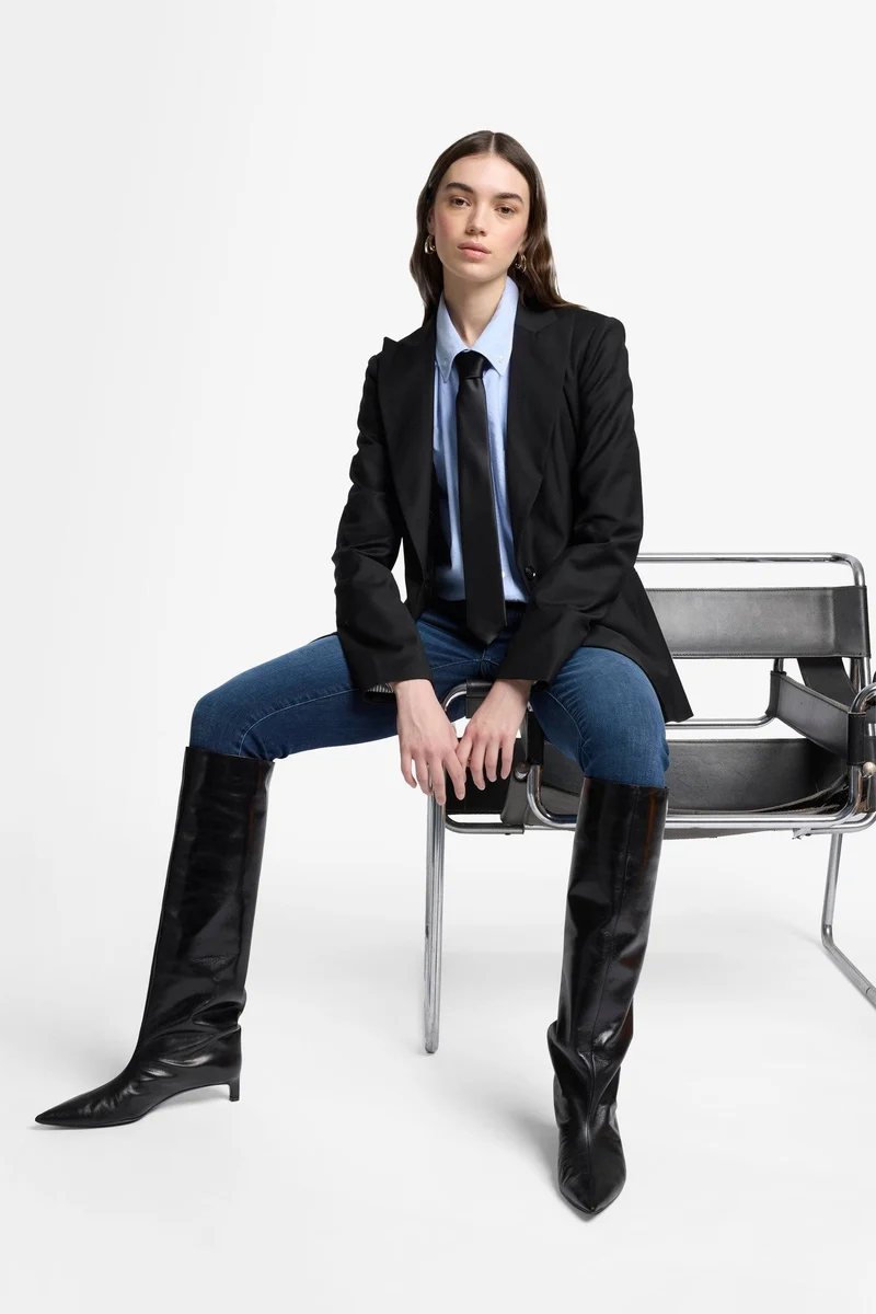 LOW SKINNY in Slim Illusion Baltimora