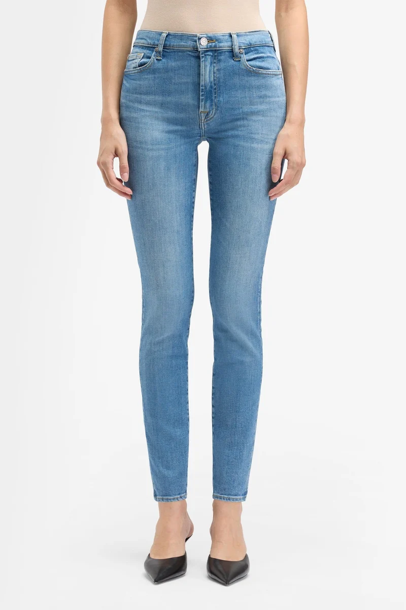 THE SKINNY in Slim Illusion Within
