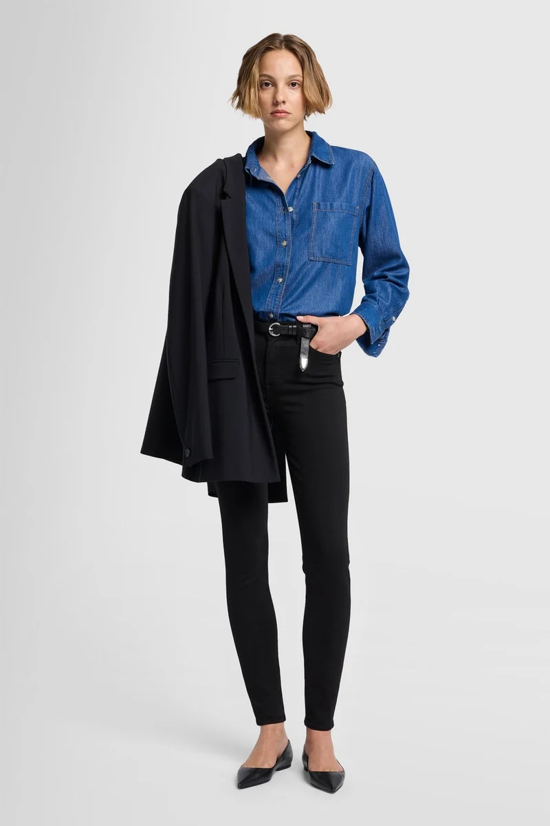 THE SKINNY in Slim Illusion Rinsed Black