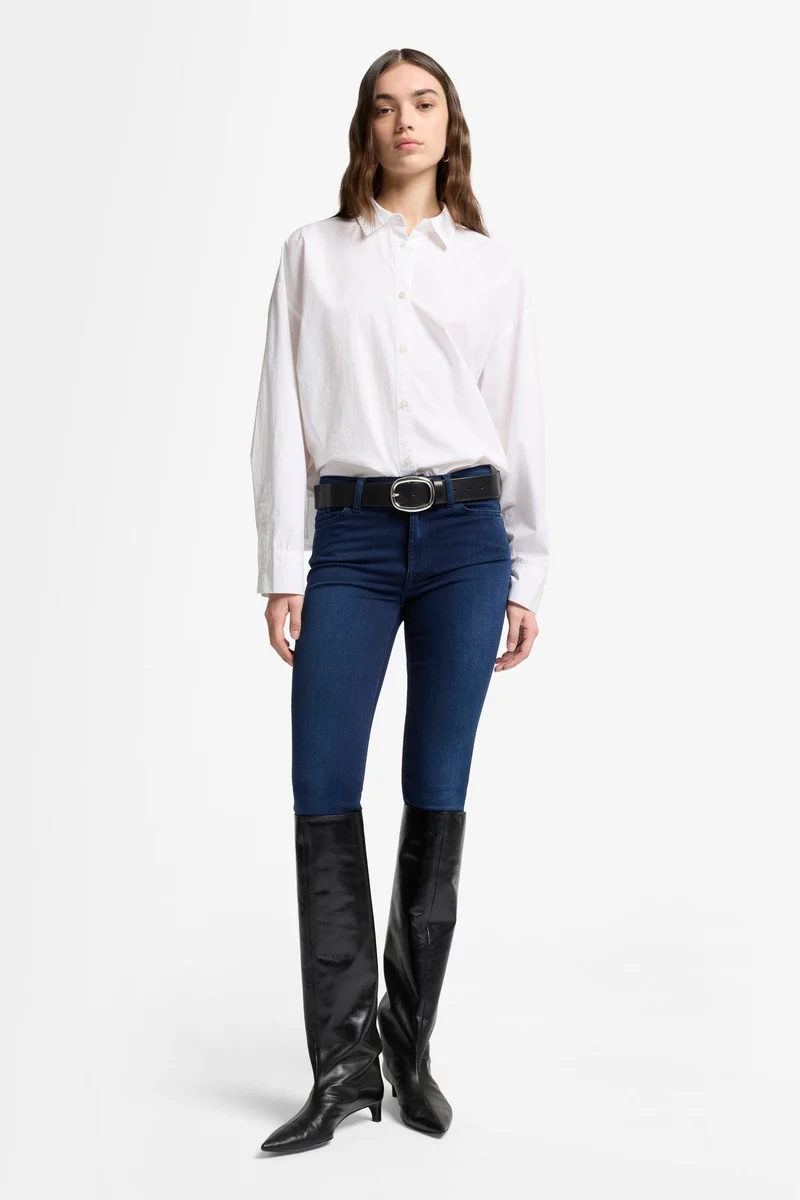 THE SKINNY in Slim Illusion Rich Indigo