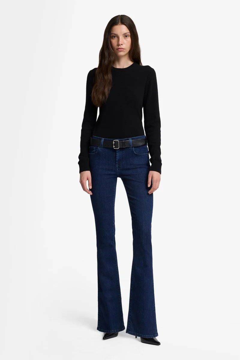 BOOTCUT in Slim Illusion Classical