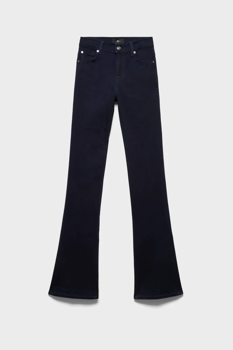 BOOTCUT in B(air) Majesty