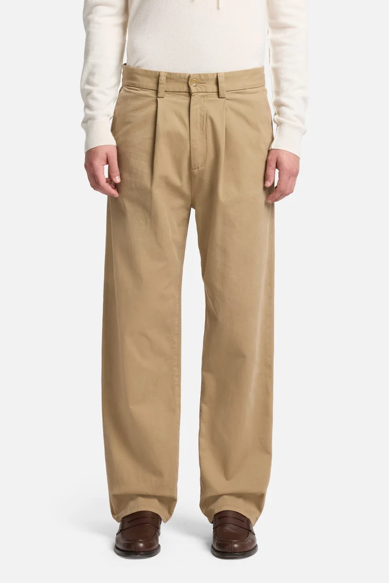 Comfort Twill Pleated Trouser In Silver Mink