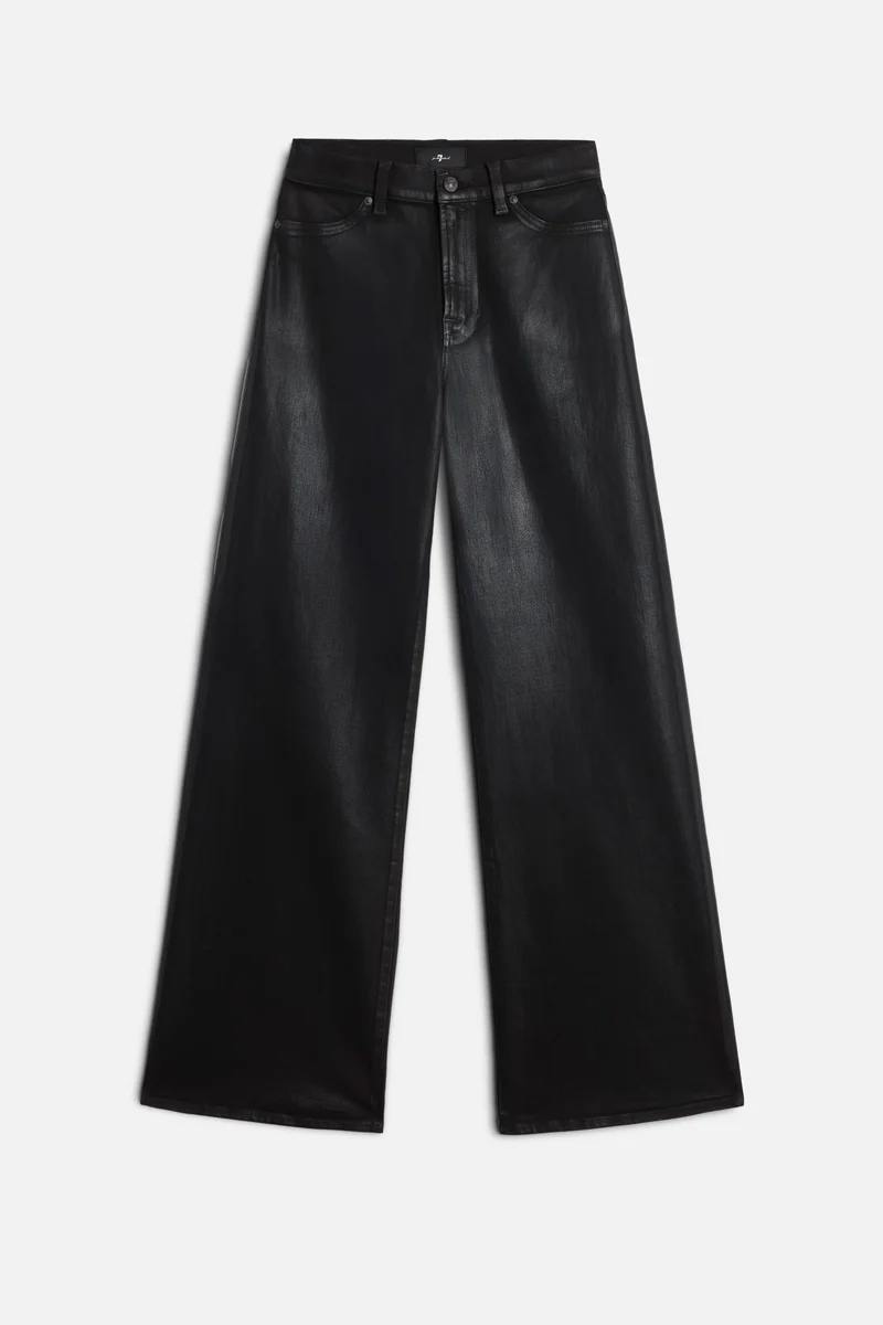 Lotta in Coated Black