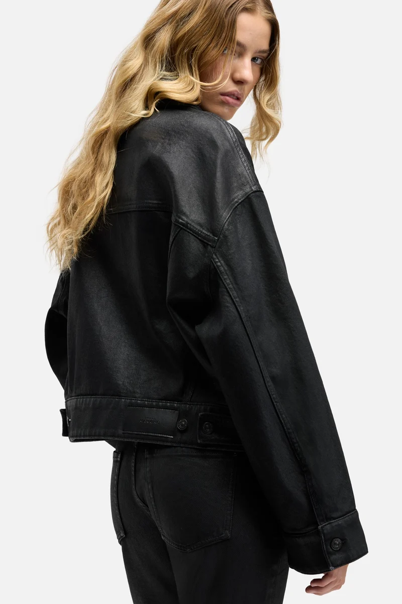Oli Cropped Trucker Jacket in Coated Blackcat