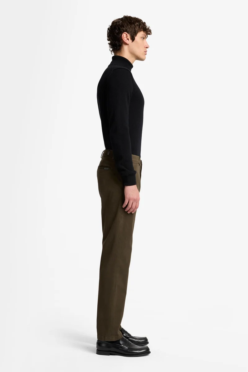 STRAIGHT CHINO in Luxe Performance Sateen Dark Olive