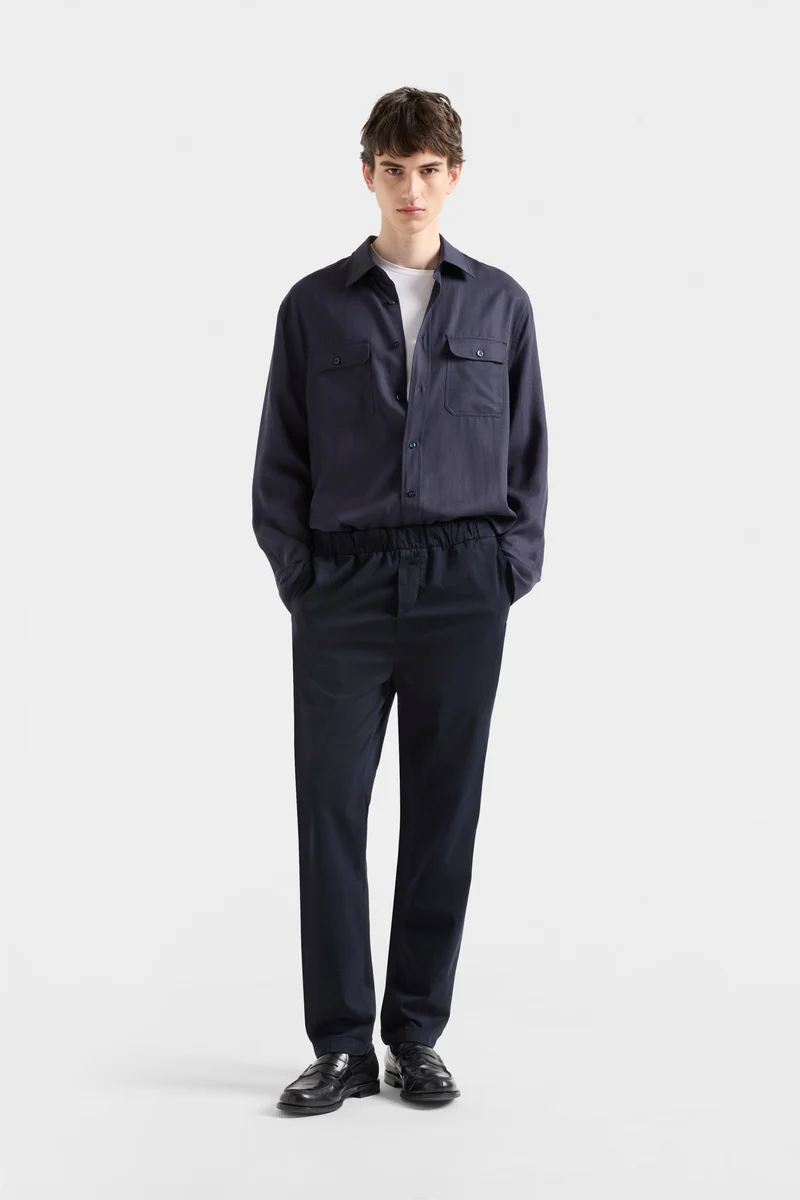 STRAIGHT CHINO in Luxe Performance Sateen Navy