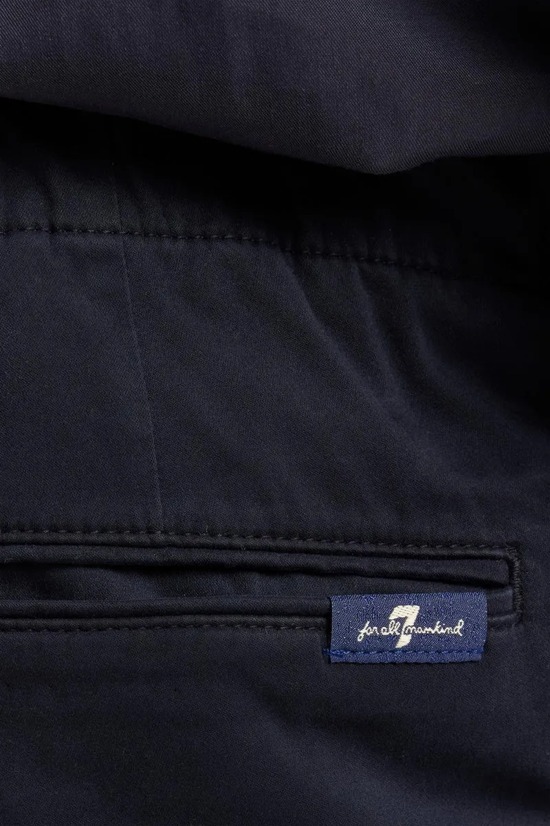 STRAIGHT CHINO in Luxe Performance Sateen Navy