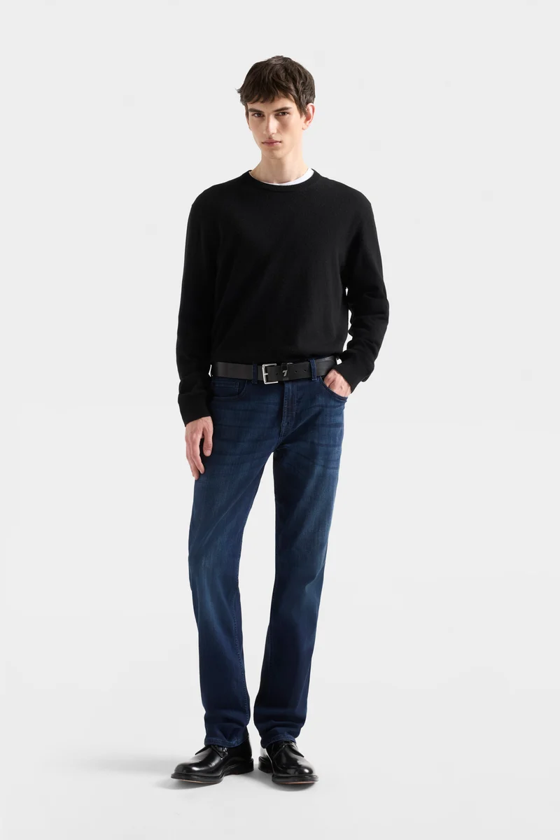 STANDARD in Luxe Performance Deep Blue