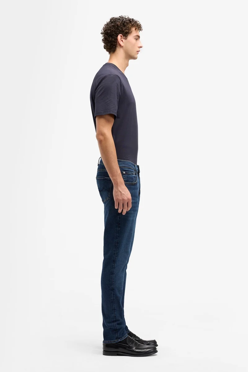 SLIMMY TAPERED in Luxe Performance Timeless