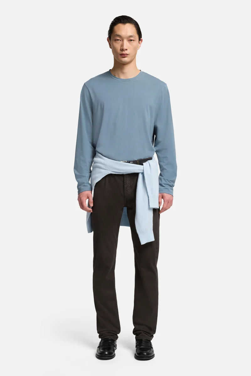 Luxe Performance Long Sleeve Tee in Titan