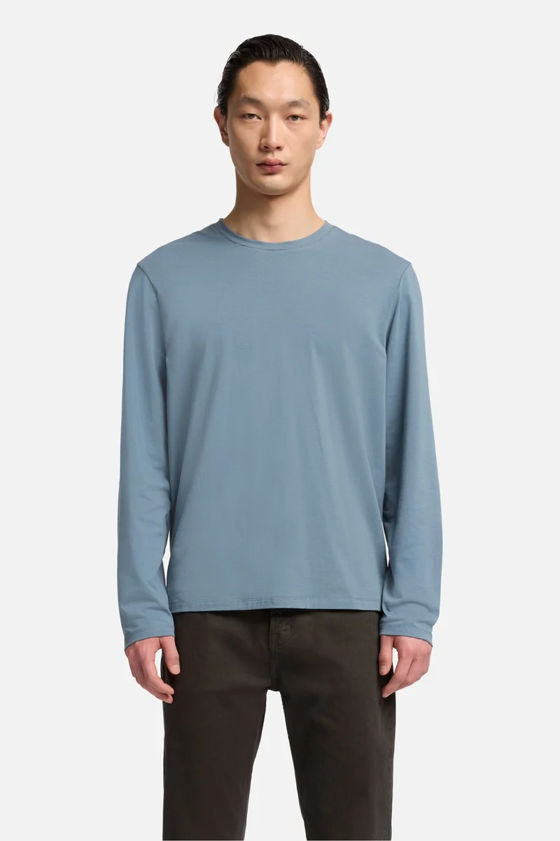 Luxe Performance Long Sleeve Tee in Titan
