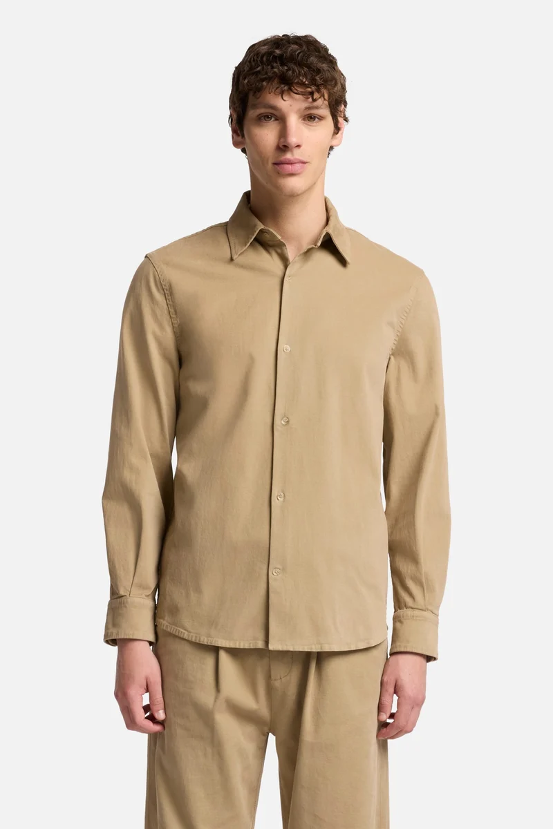 Comfort Twill Button Up Shirt In Silver Mink