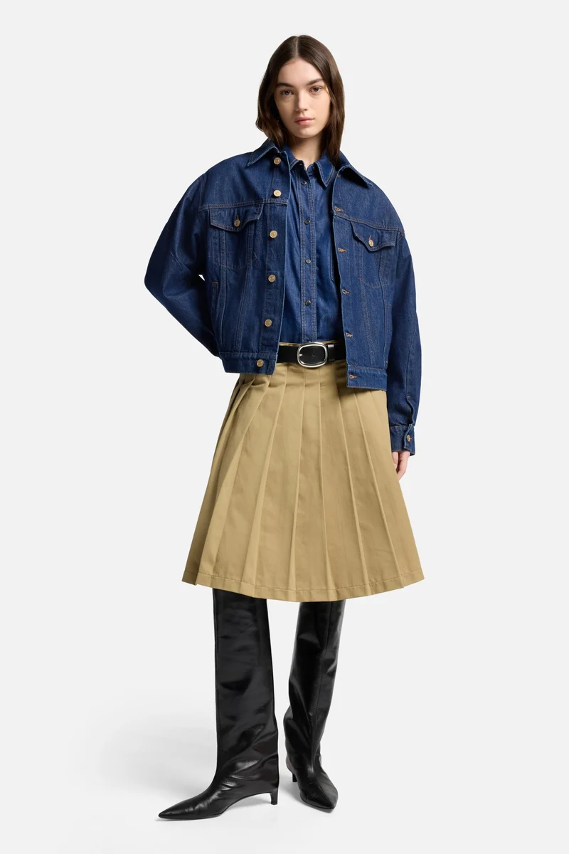 Comfort Twill Pleated Midi Skirt in Sand Storm