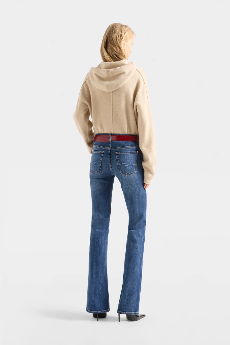 Slim Illusion Bootcut in Soho Light