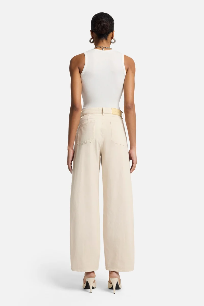 Comfort Twill Bonnie Barrel Leg in Creme