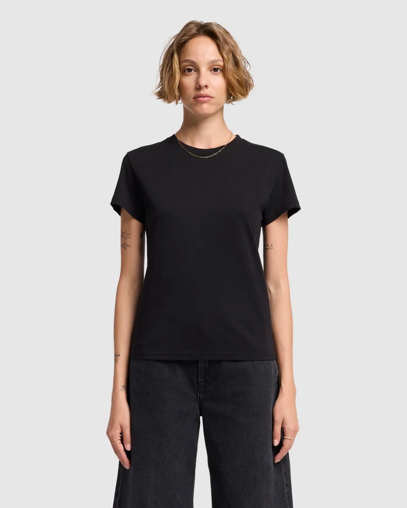 Basic Tee in Black