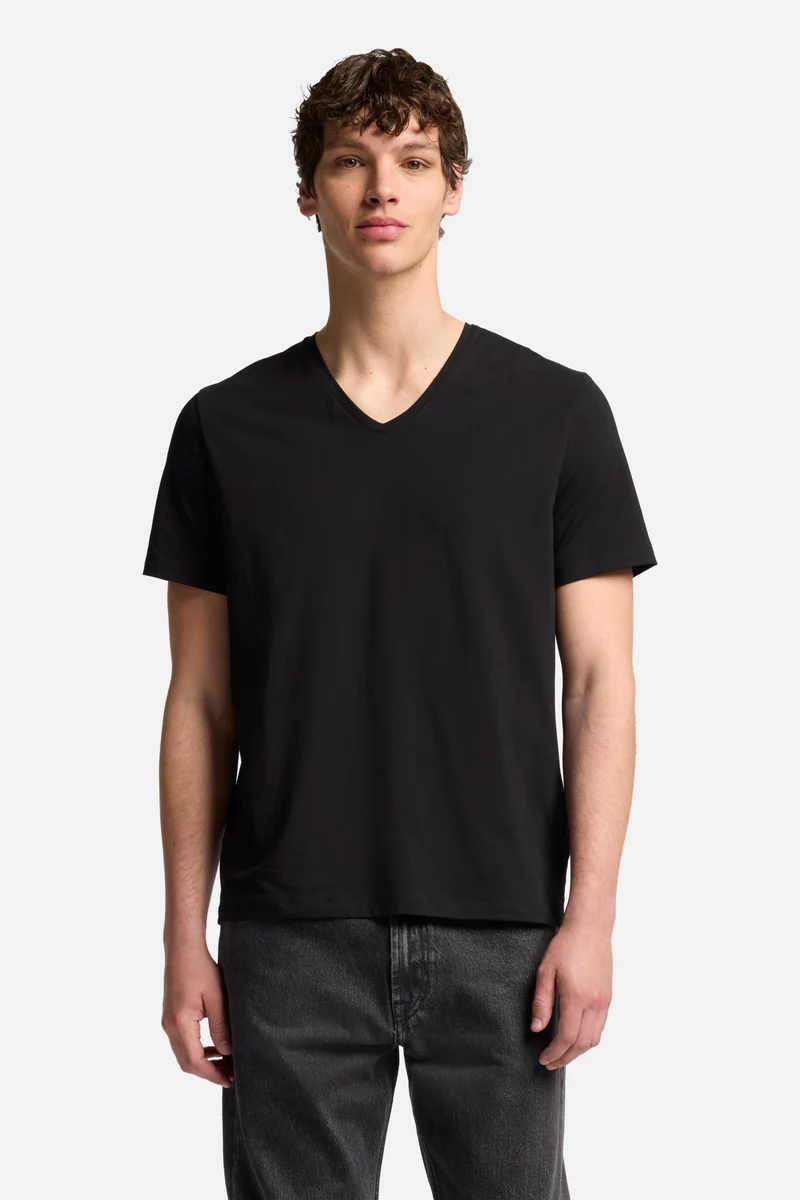 Luxe Performance V-Neck Tee in Black