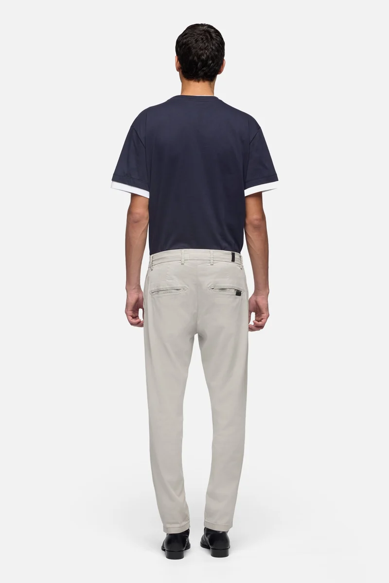 Weightless Adrien Chino in Gentle Grey