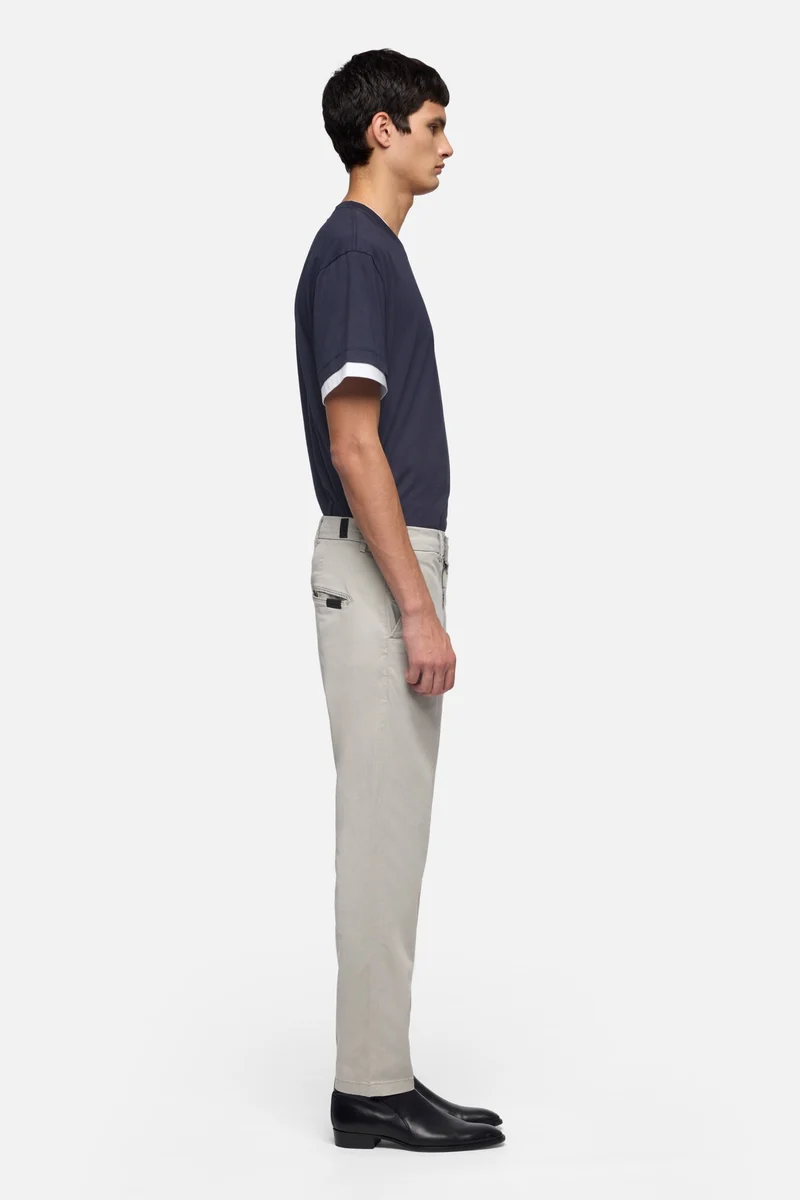 Weightless Adrien Chino in Gentle Grey