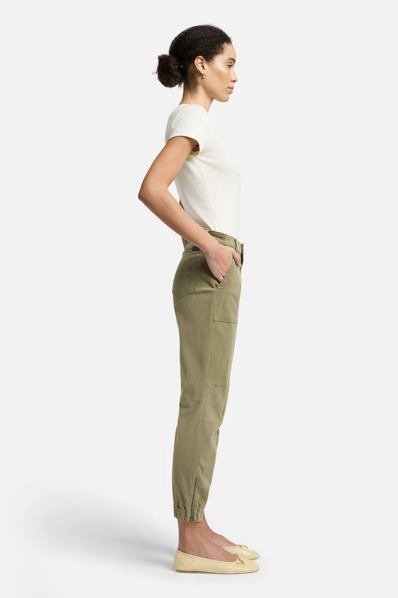 Darted Boyfriend Jogger in Sateen Army