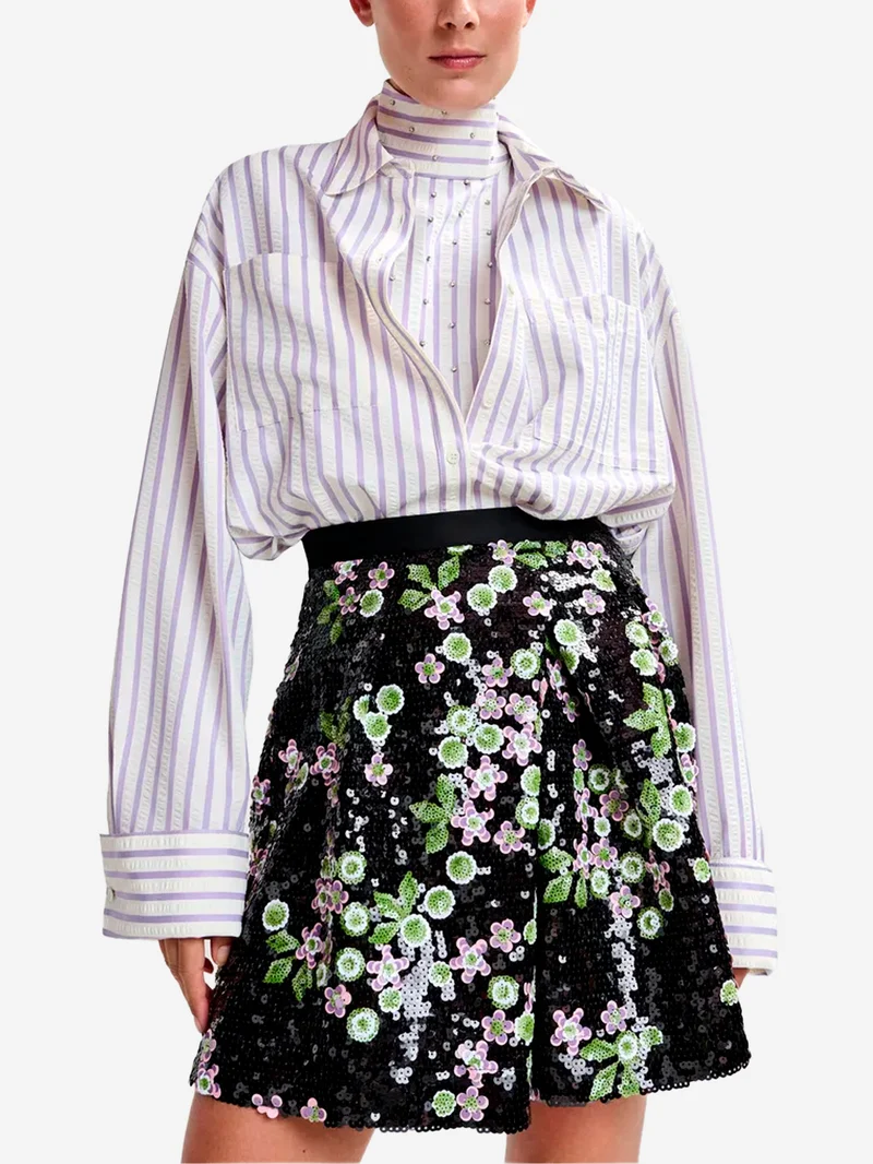 Camicia oversize viola e panna con strass e bavero a strati