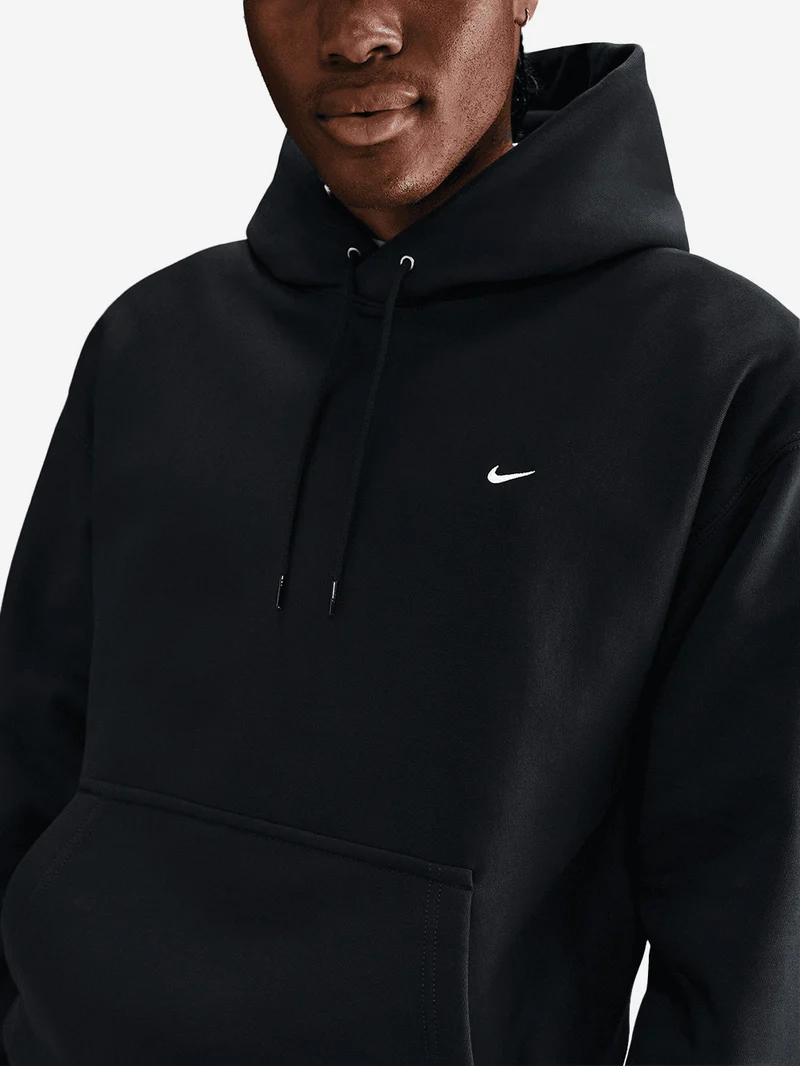 Felpa pullover nera con cappuccio e Swoosh