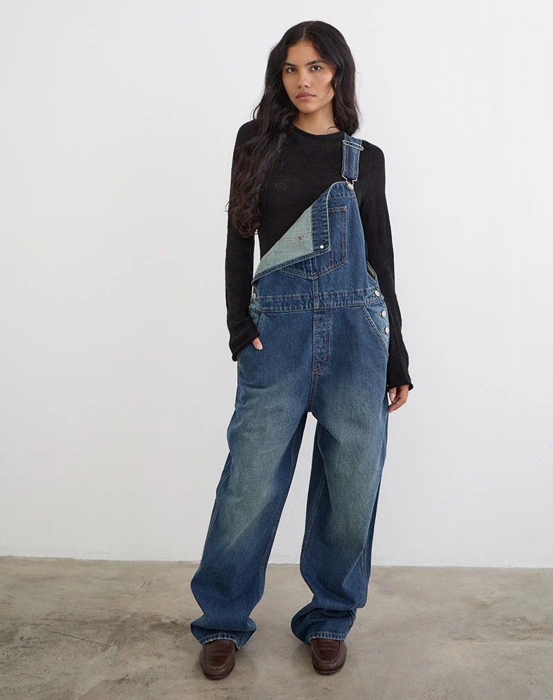 Jeans-Latzhose in Mittelblau