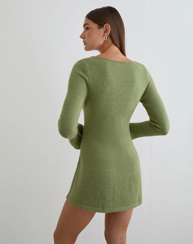 Kodia-Minikleid mit Muschelverzierung aus Strick in Olivgrün