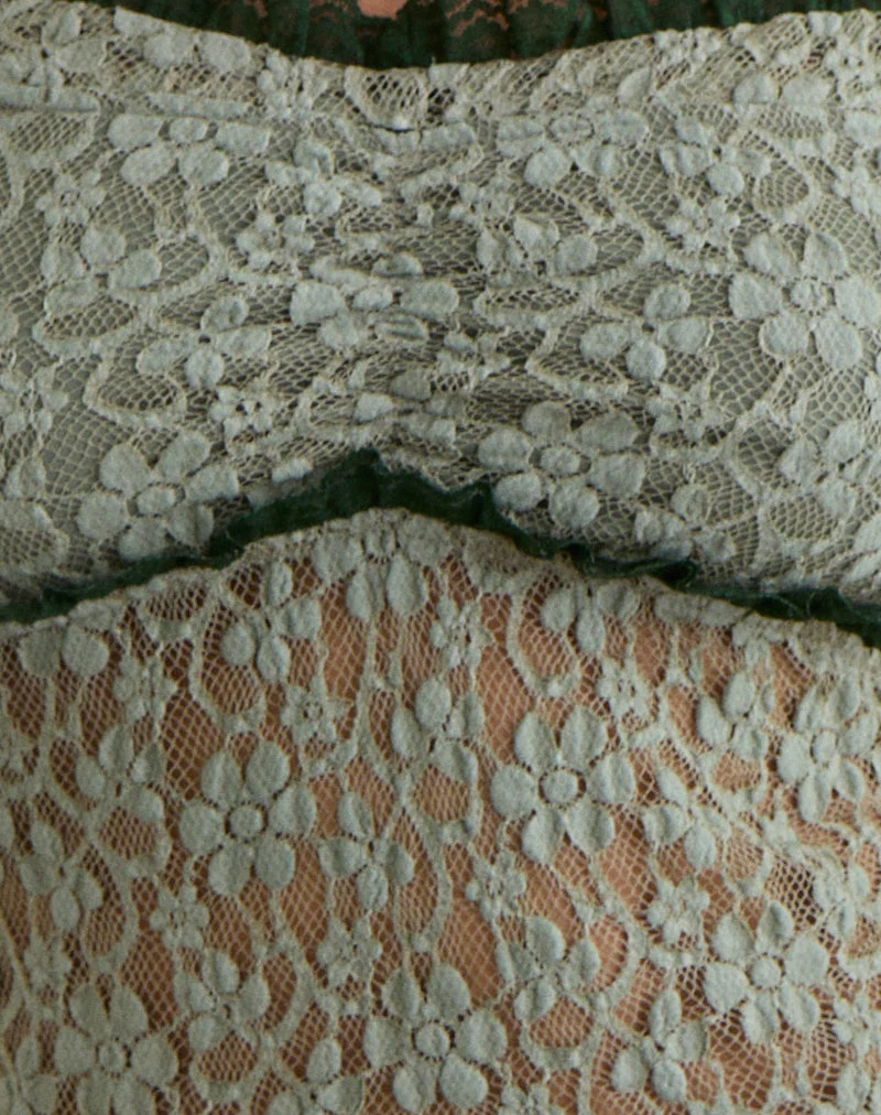 Mayu Top mit Rüschenbesatz aus Spitze in Salbeigrün